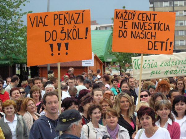 Strajk ucitelov